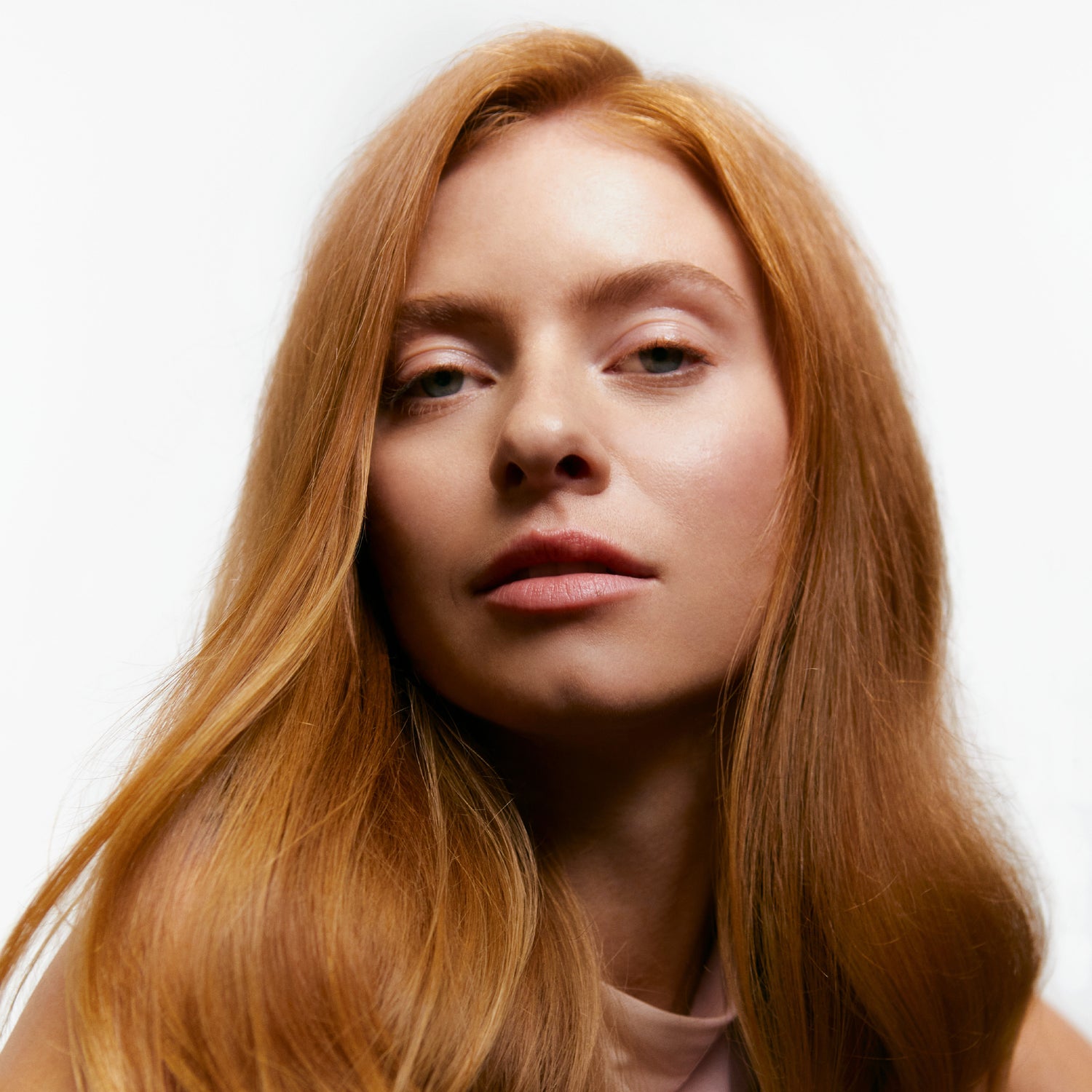 Model image of Maria Nila Soothing Dry Shampoo