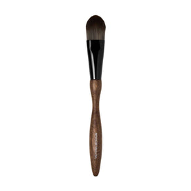 Victoria Beckham Beauty Flat Complexion Brush main image