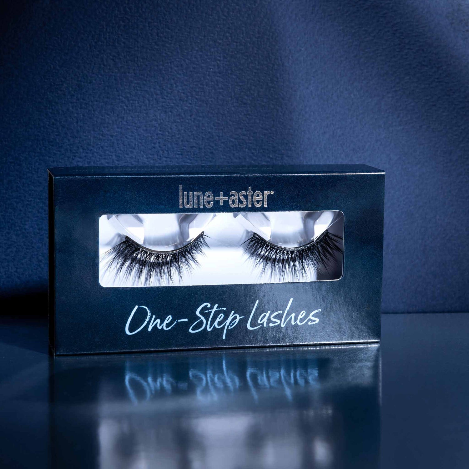 Lifestyle image of Lune+Aster One-Step Lashes