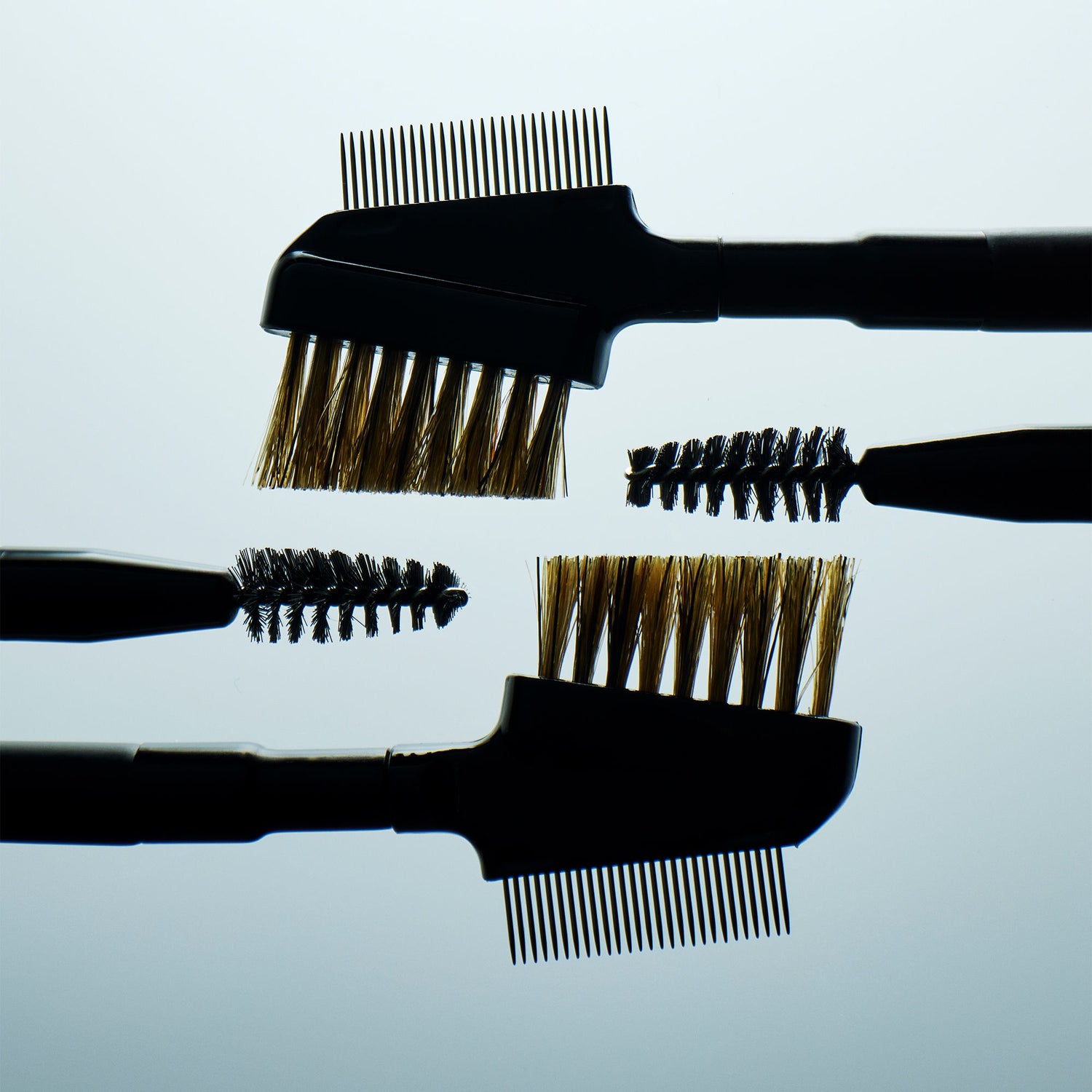 Lifestyle image of RevitaLash Lash & Brow Styler