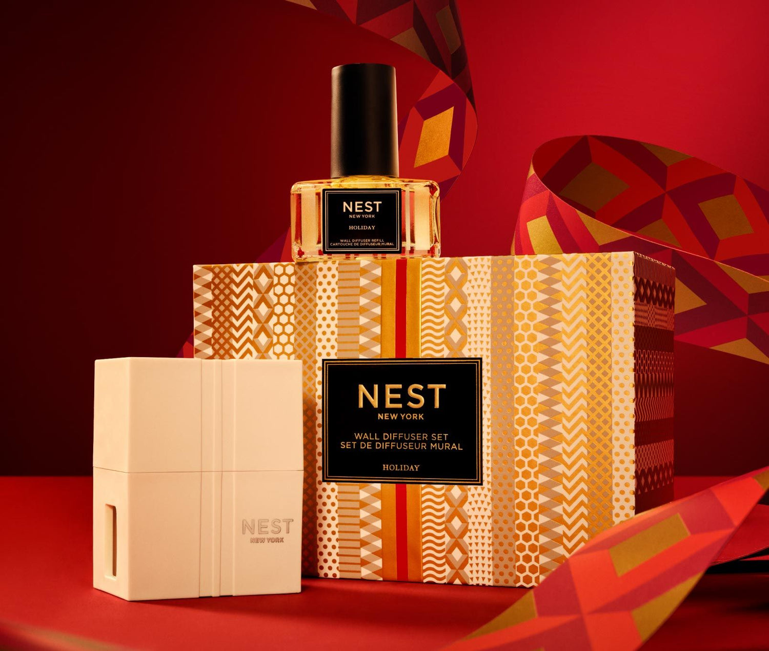 Lifestyle image of Nest Festive Holiday Wall Diffuser Set (Limited Edition)