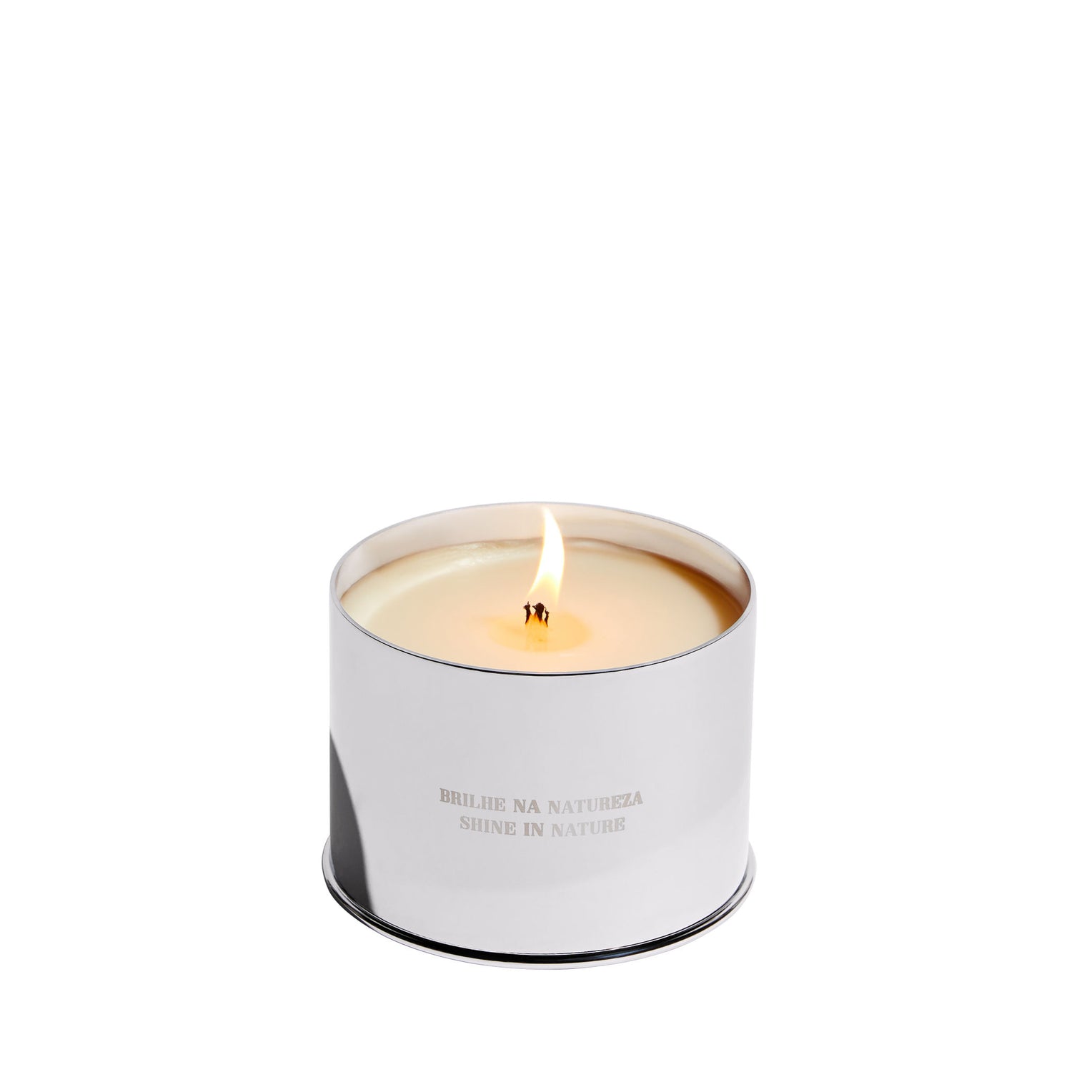 Lifestyle image of Costa Brazil Vela Jungle Candle