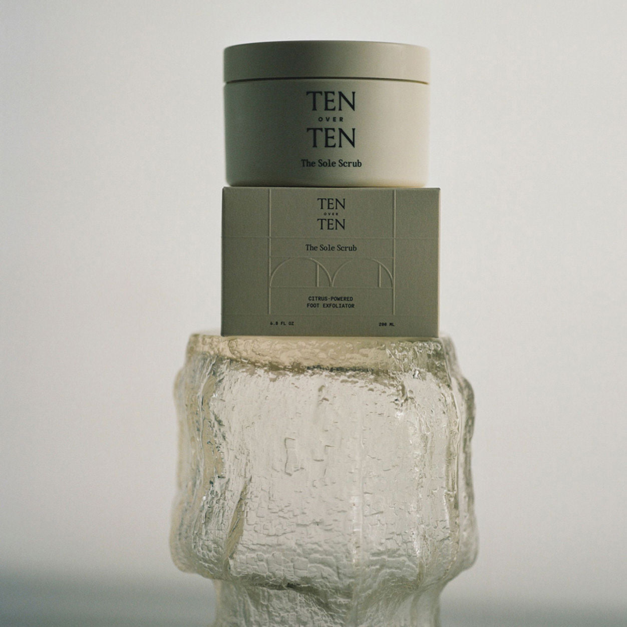 Lifestyle image of Tenoverten The Sole Scrub