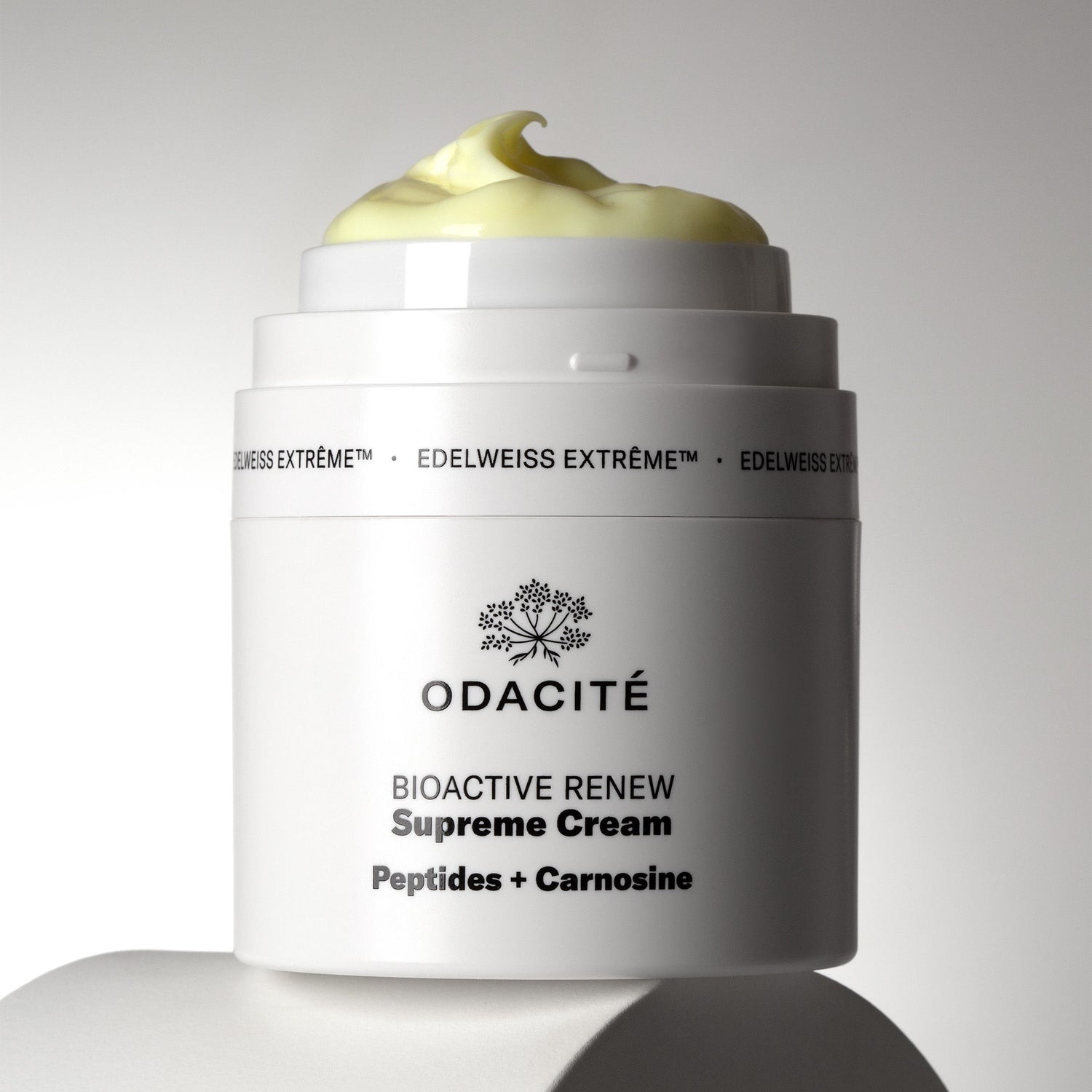 Lifestyle image of Odacité Edelweiss Extrême Bioactive Renew Supreme Cream