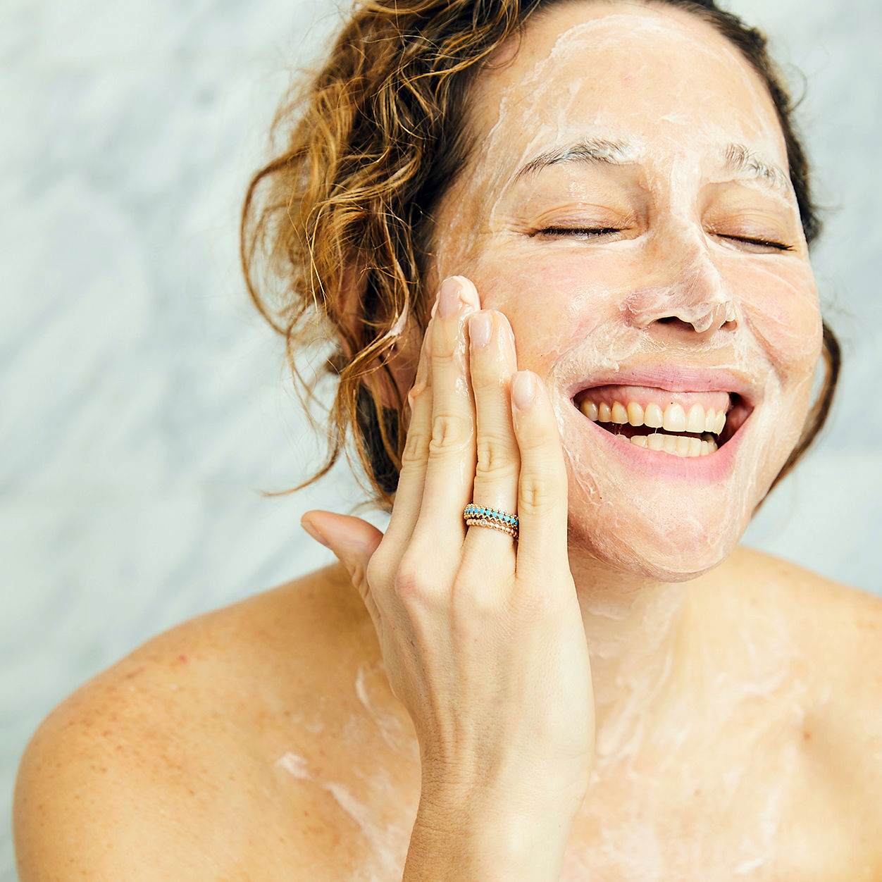 Model image of Tata Harper Regenerating Cleanser