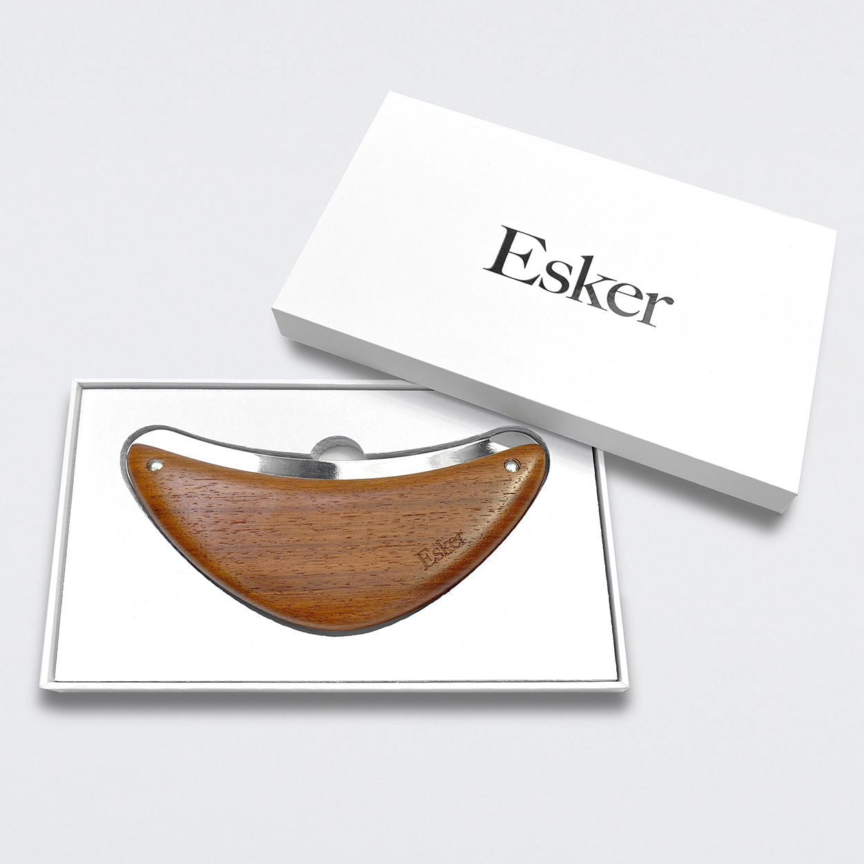 Lifestyle image of Esker Body Plane