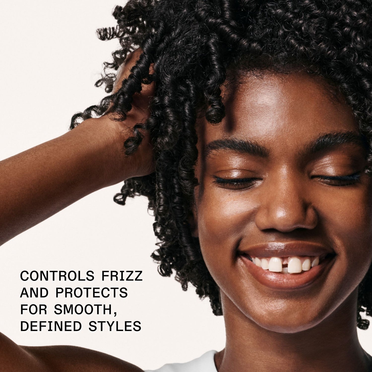 Model image of Olaplex No. 6 Bond Smoother