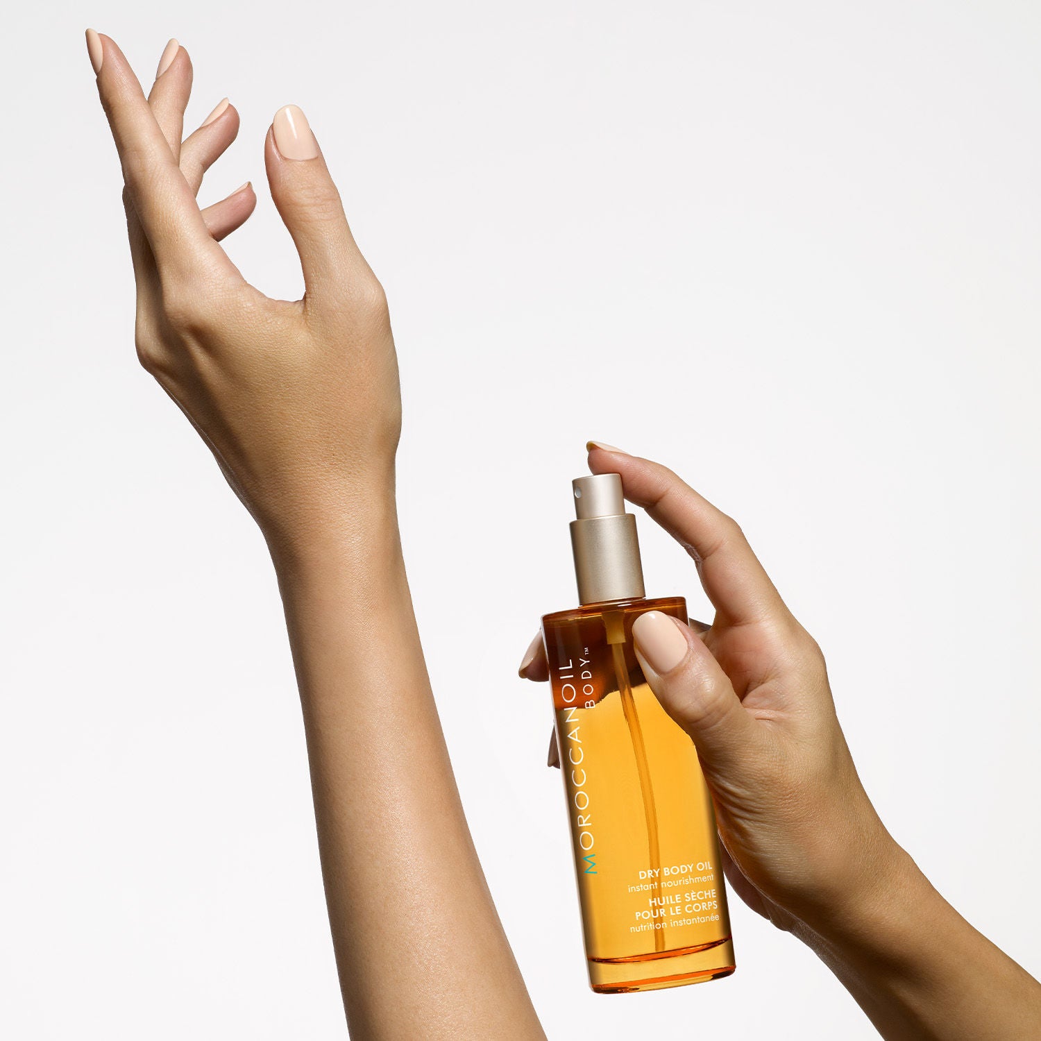 Lifestyle image of Moroccanoil Dry Body Oil