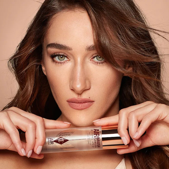 Model image of Charlotte Tilbury Airbrush Flawless Setting Spray