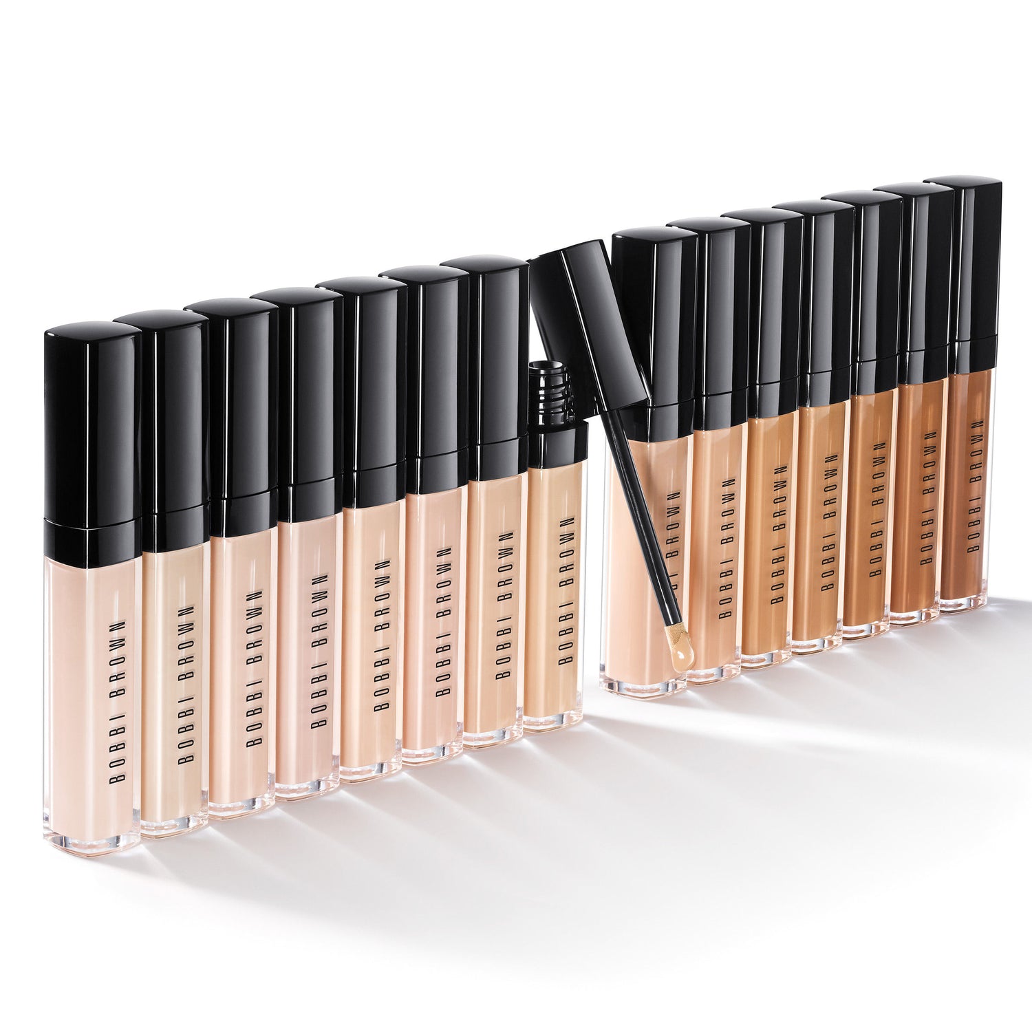 Lifestyle image of Bobbi Brown Instant Full Cover Concealer variant: Porcelain