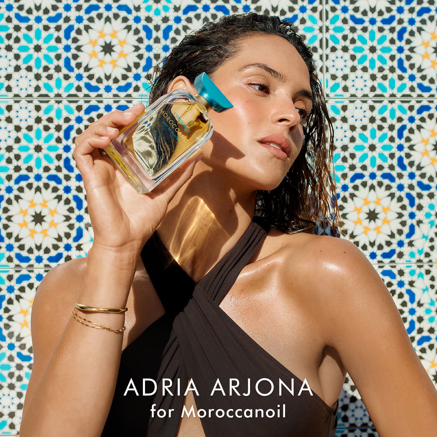 Model image of Moroccanoil L'Originale Eau de Parfum