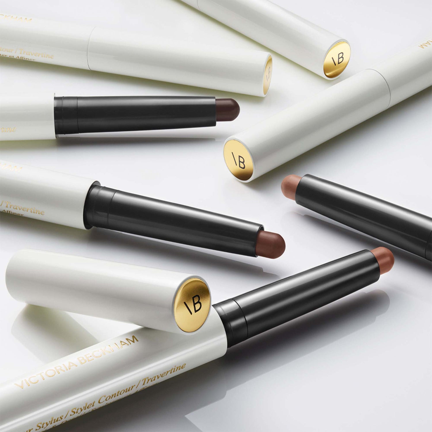 Image of product in the same collection as Victoria Beckham Beauty Contour Stylus