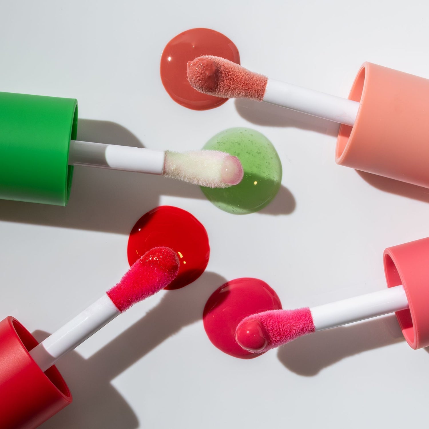 Lifestyle image of RMS Beauty Legendary Lip Oil