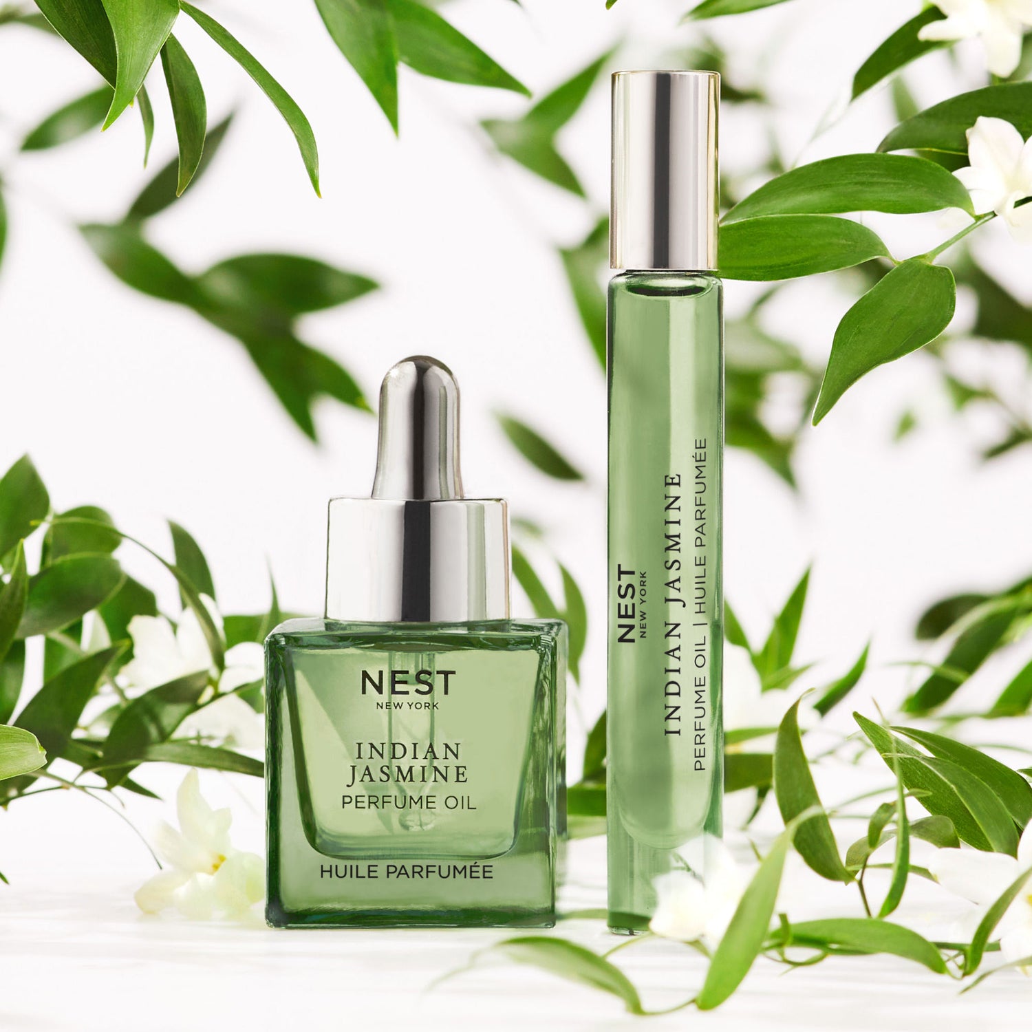 Lifestyle image of Nest Indian Jasmine Perfume Oil variant: 1 fl oz