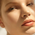 Model image of La Mer The Renewal Oil variant: 0.5 oz