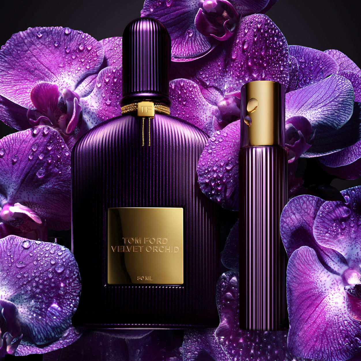 Lifestyle image of Tom Ford Velvet Orchid Eau de Parfum Spray variant: 1.7 oz