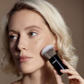 Model image of Sisley Paris Phyto-Teint Perfection variant: 1W1 Ecru