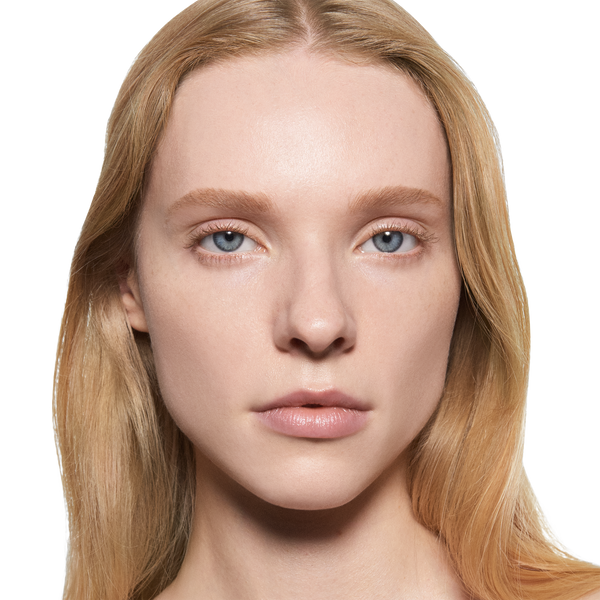 Model image of Victoria Beckham Beauty The Foundation Drops variant: 2 Fair Light - Fair Light With Neutral Cool Undertones