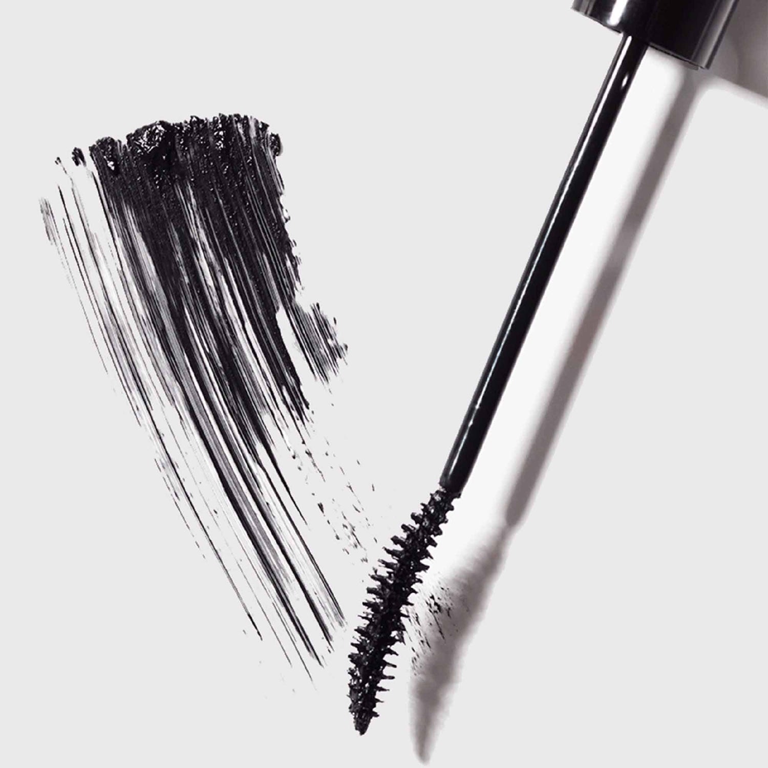 Swatch image of Victoria Beckham Beauty Future Lash Mascara variant: Black