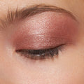 Model image of Neen Pretty Shady Pressed Pigment variant: Blur