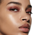 Model image of Victoria Beckham Beauty Bordeaux variant: Bordeaux