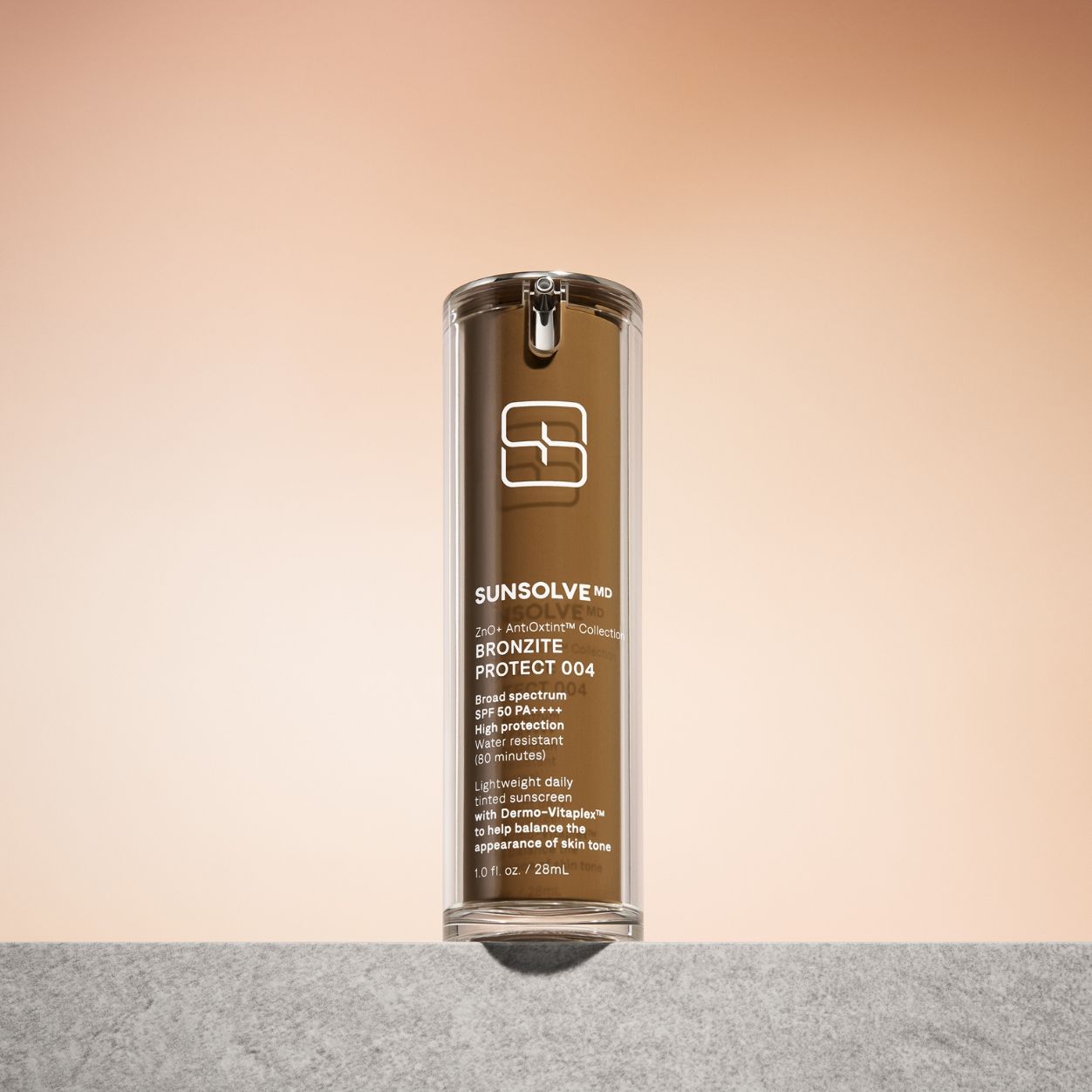 Lifestyle image of SunsolveMD ZnO+ AntiOxtint Bronzite Protect 004 SPF 50 variant: Bronzite Protect 004