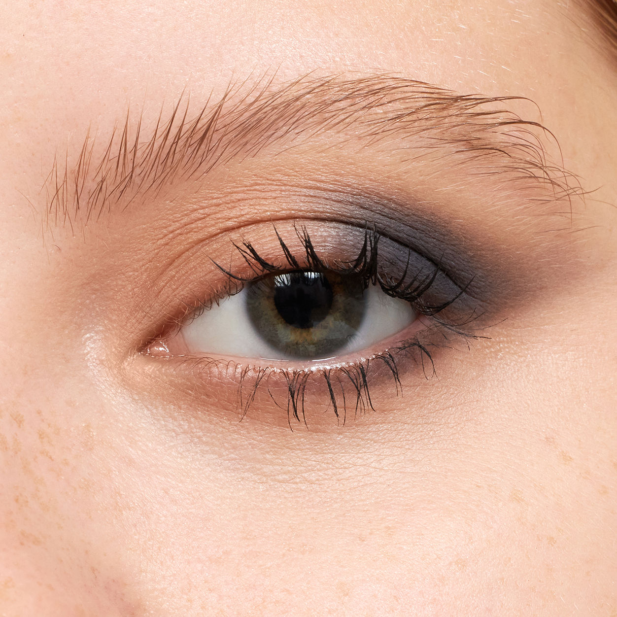 Model image of Neen Pretty Shady Pressed Pigment variant: But