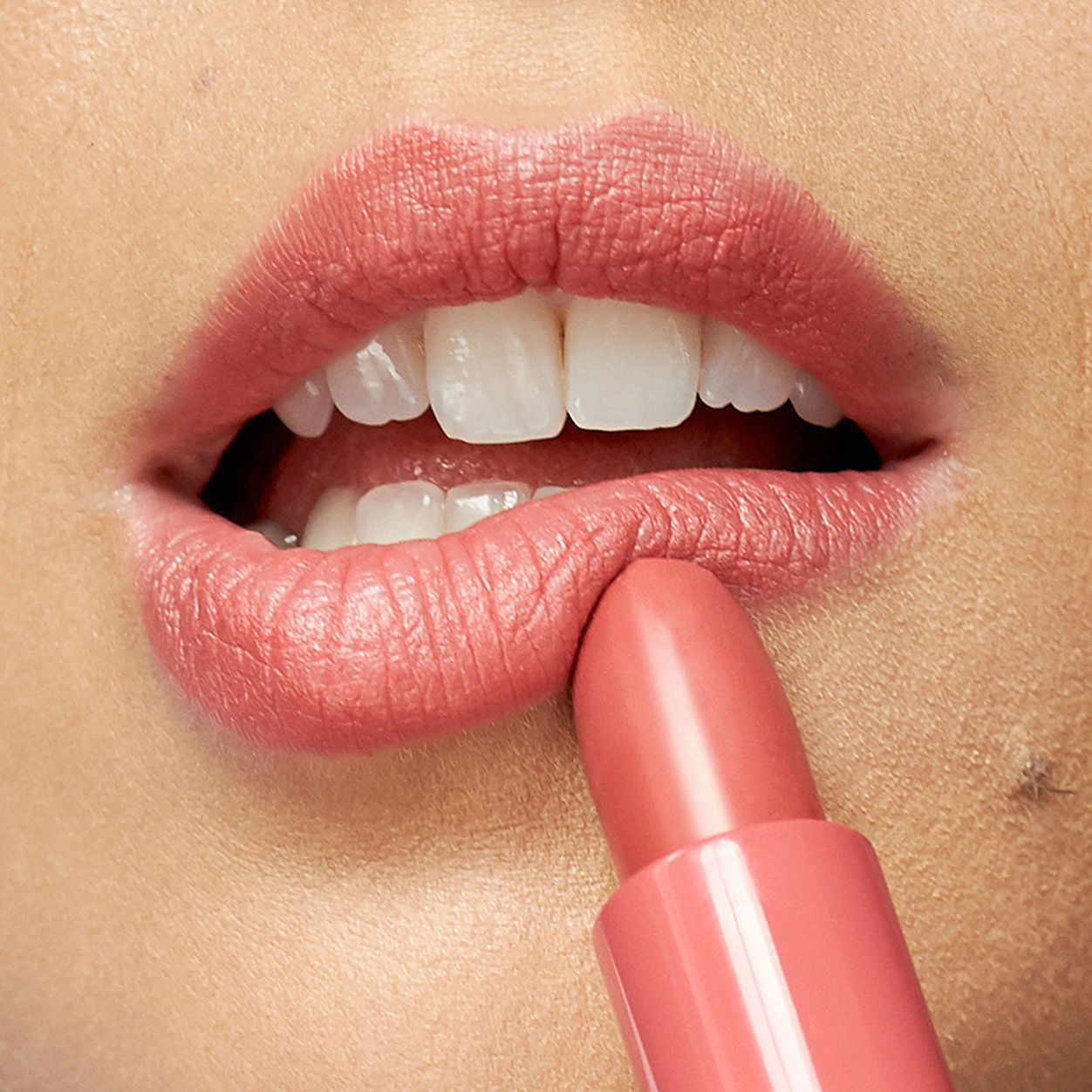 Model image of Bobbi Brown Crushed Lip Color variant: Cabana