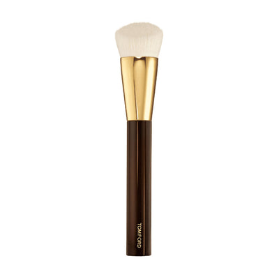 Shade and Illuminate Foundation Brush 2.5