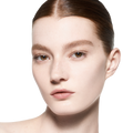 Model image of Victoria Beckham Beauty The Concealer Pen variant: FL 0 - Fair Light 0