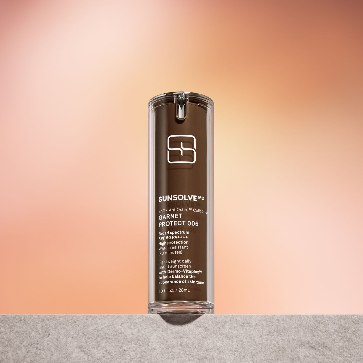 Lifestyle image of SunsolveMD ZnO+ AntiOxtint Garnet Protect 005 SPF 50 variant: Garnet Protect 005