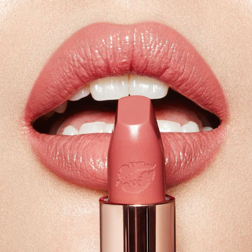 Model image of Charlotte Tilbury Hot Lips 2 variant: In Love With Olivia
