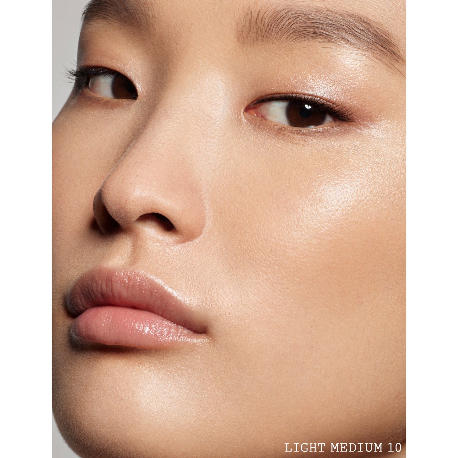 Model image of Pat McGrath Labs Skin Fetish Sublime Perfection Foundation variant: LM10
