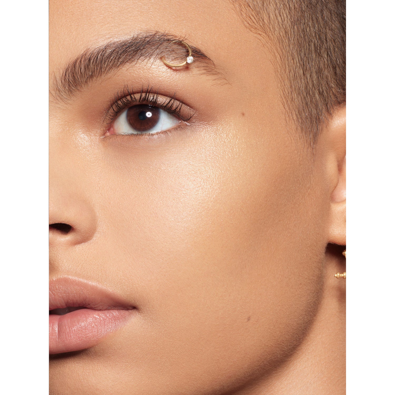 Model image of Pat McGrath Labs Sublime Perfection Full Coverage Concealer variant: LM12