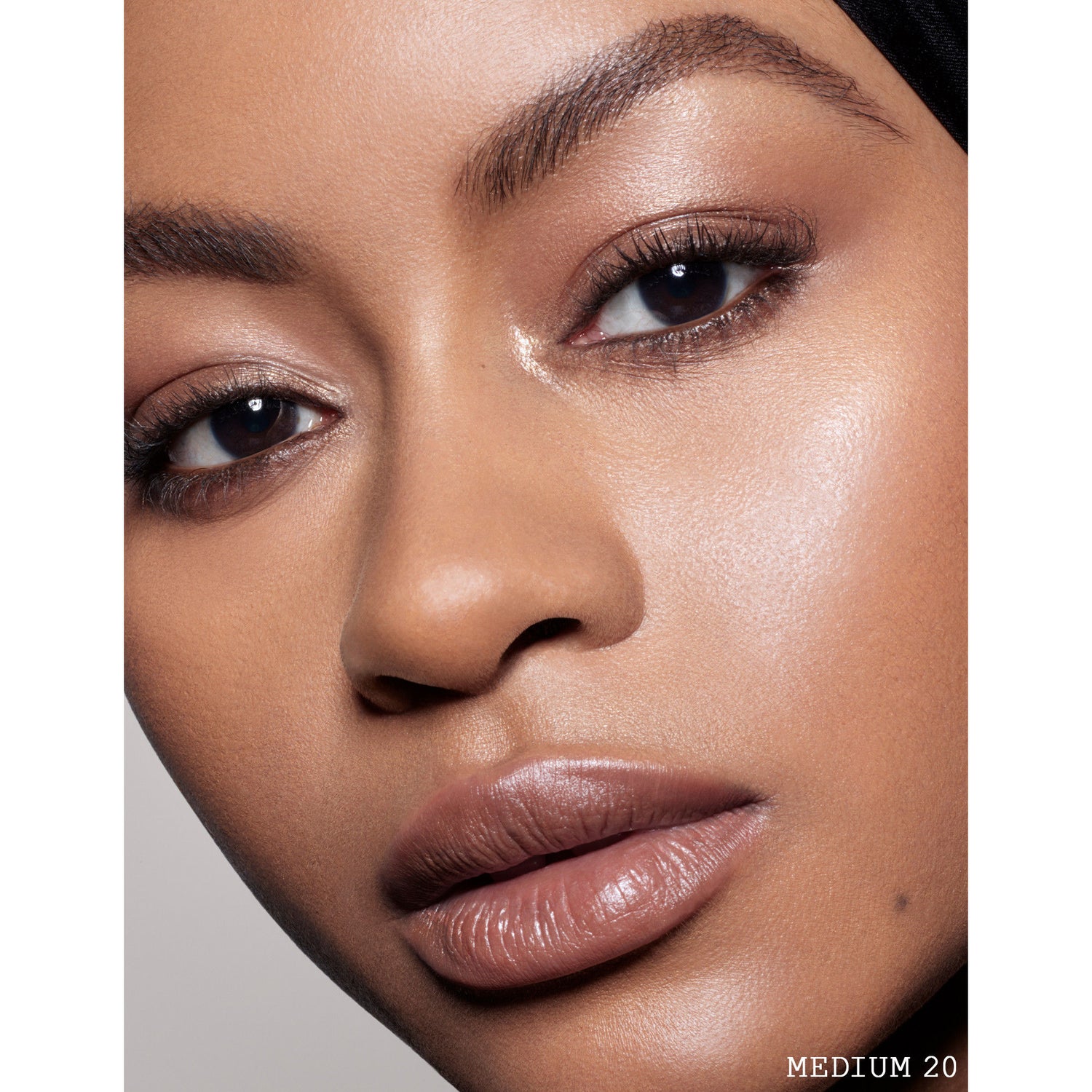 Model image of Pat McGrath Labs Skin Fetish Sublime Perfection Foundation variant: M20