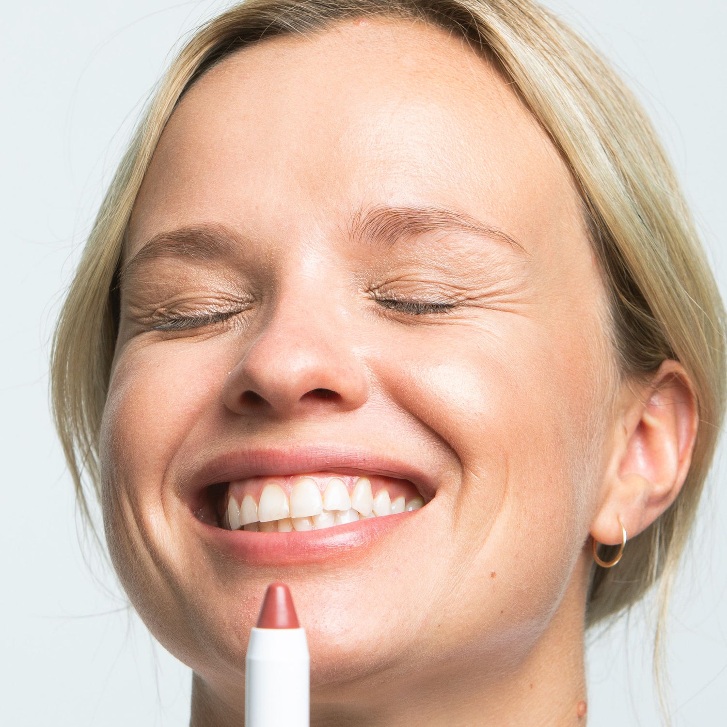 Model image of Ogee Tinted Sculpted Lip Oil variant: Nolana
