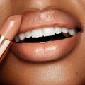 Model image of Charlotte Tilbury K.I.S.S.I.N.G. Lipstick variant: Nude Kate