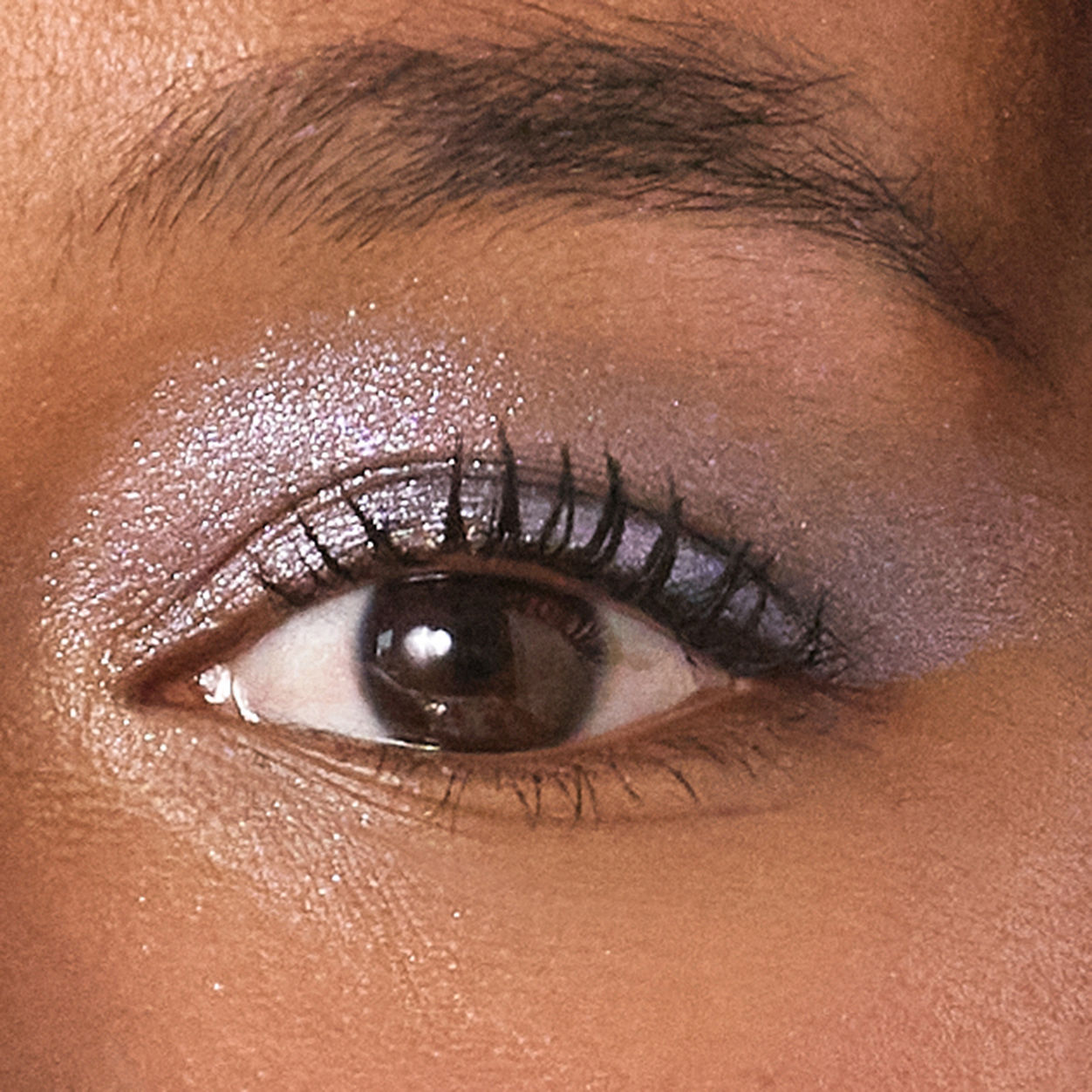 Model image of Neen Pretty Shady Pressed Pigment Trio variant: Ocean