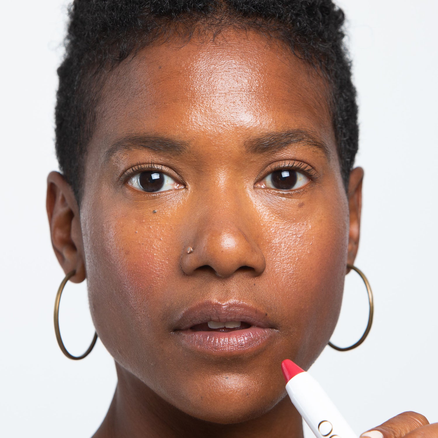 Model image of Ogee Tinted Sculpted Lip Oil variant: Petunia