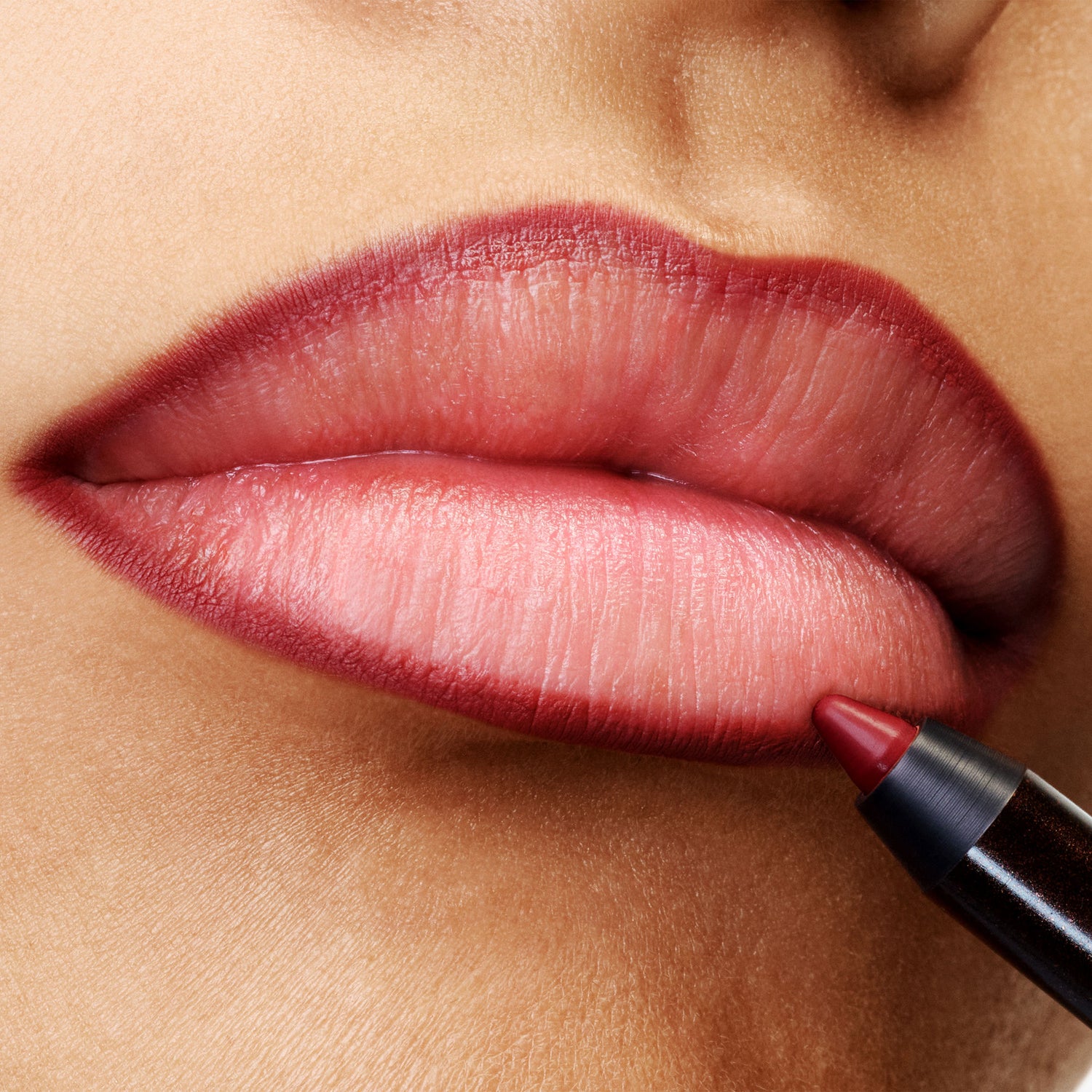 Model image of Tom Ford Runway Lip Liner Pencil in Matte variant: Private Client