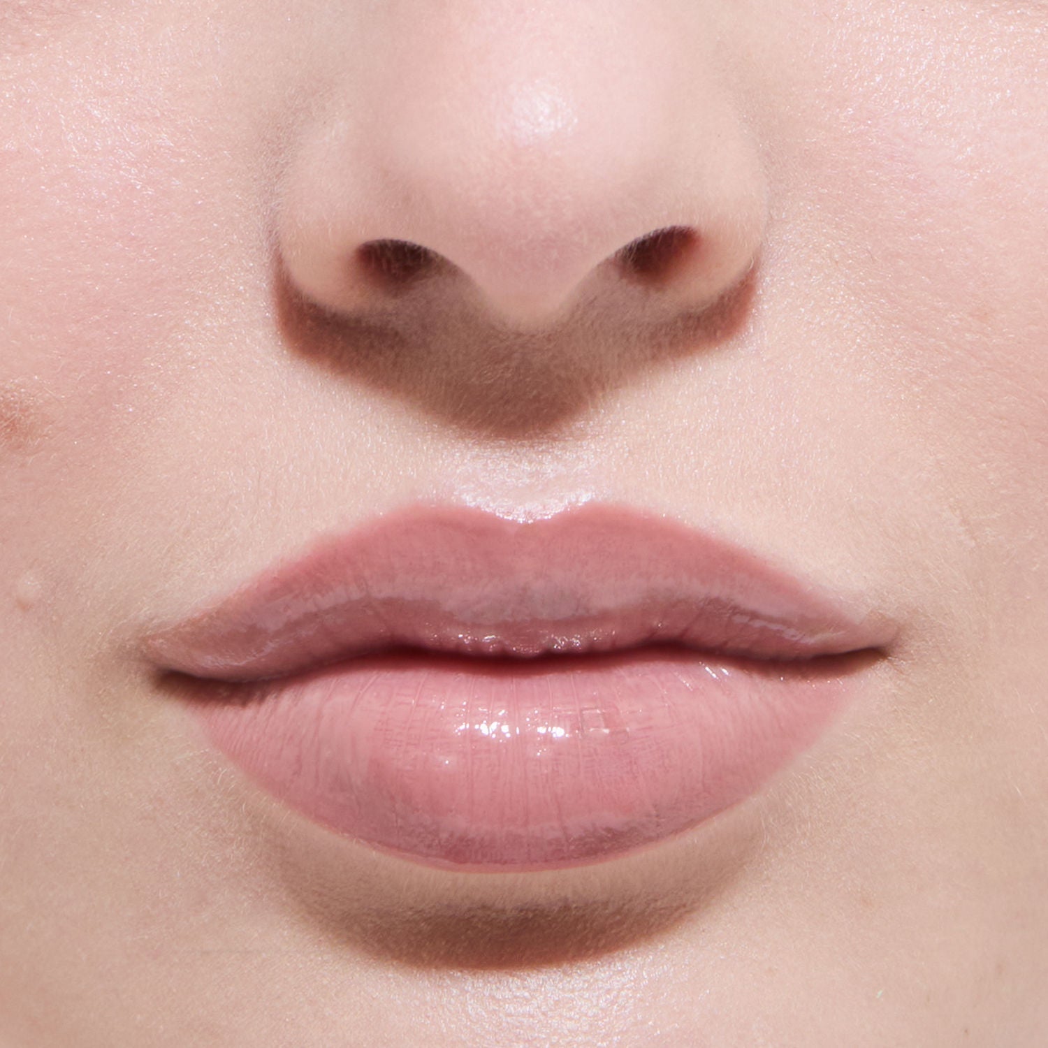 Model image of Neen Silicone Bag + Charms Lip Gloss and Liner Combo (Limited Edition) variant: Spring and Malt