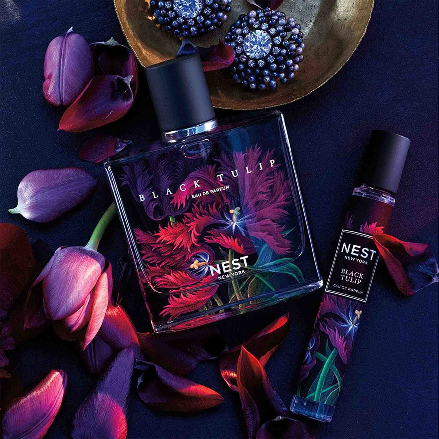 Nest Black Tulip Eau de Parfum Size variant: lifestyle image .