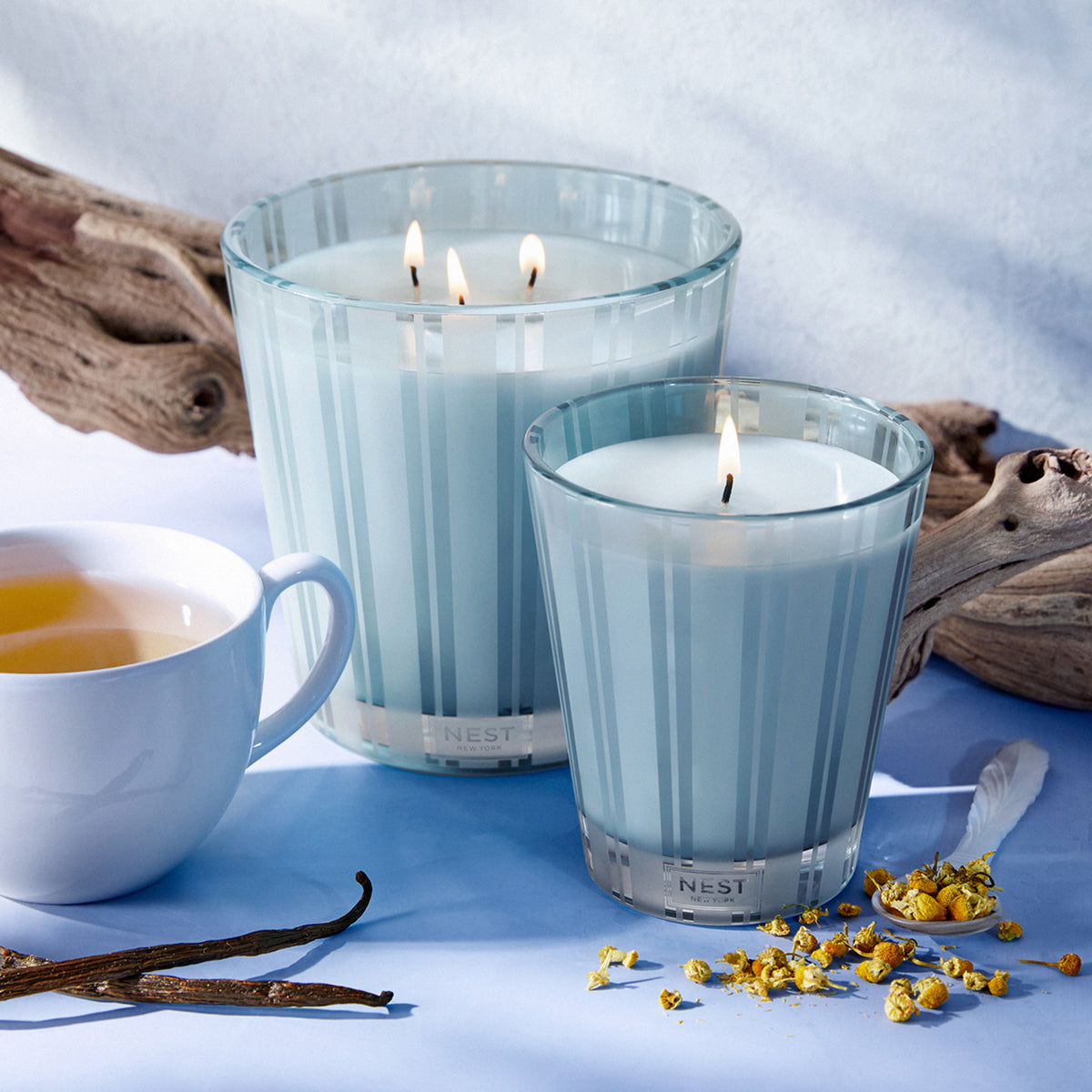 Nest Driftwood and Chamomile Candle .