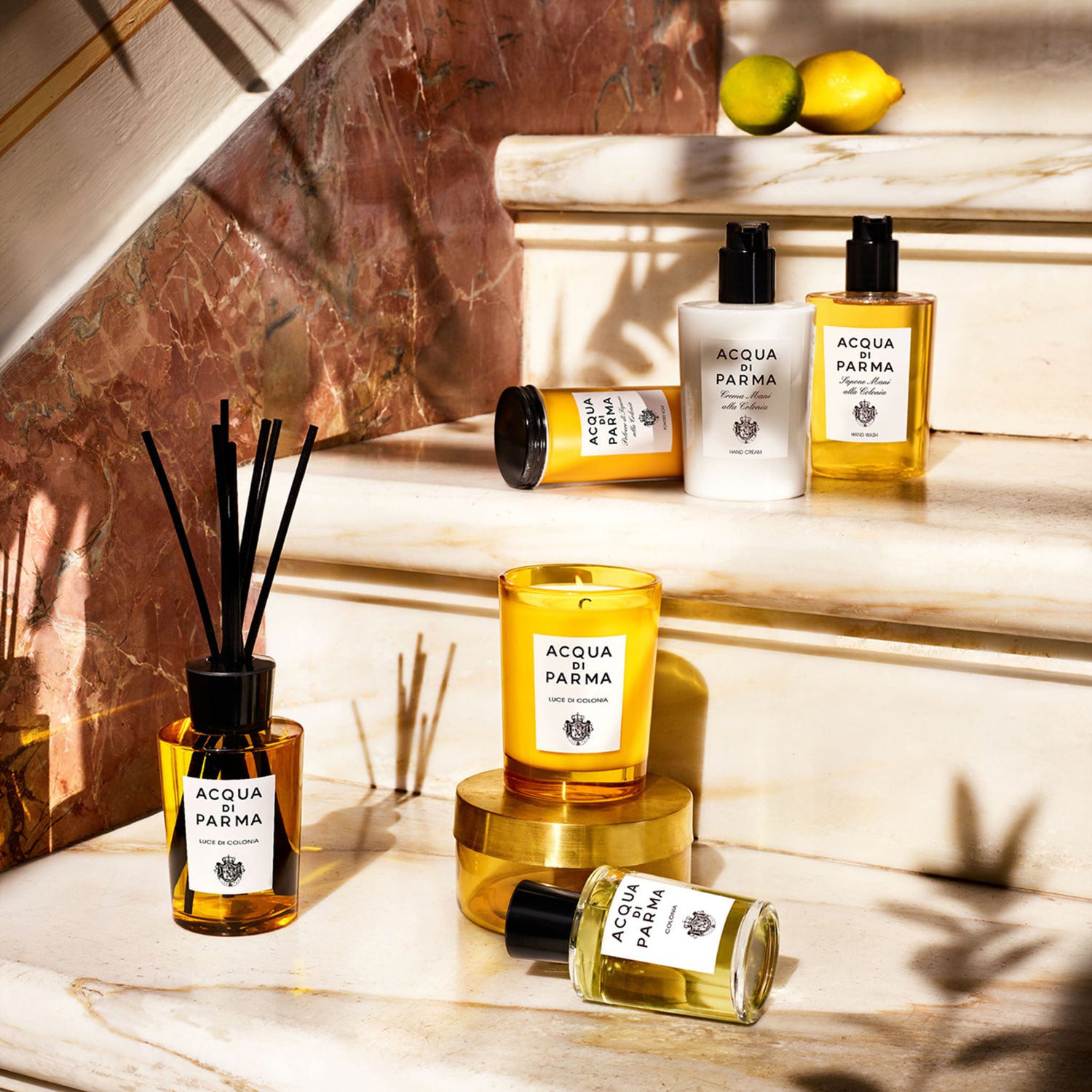 Acqua di Parma Luce di Colonia Room Diffuser lifestyle image 2 .