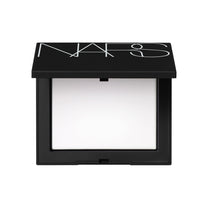 Nars Light Reflecting Pressed Setting Powder Color/Shade variant: Crystal main image. This product is for light complexions
