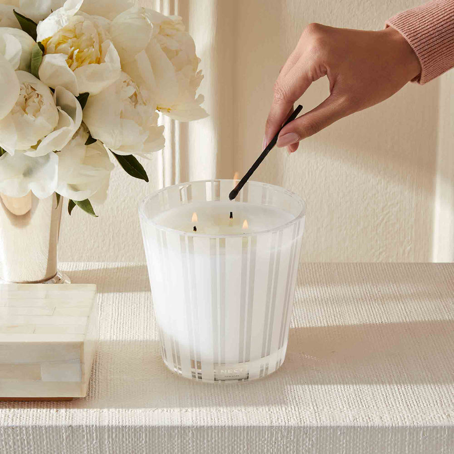 Nest Grapefruit Candle bluemercury