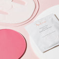 Avène Soothing Sheet Mask Size variant: 5 treatments lifestyle image 2 .