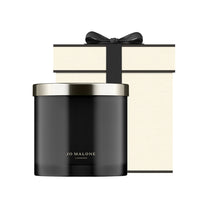 Jo Malone London Velvet Rose and Oud Candle Size variant: Deluxe main image.